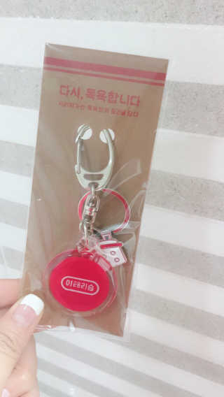 이태리숍 덴탈케어_치약 칫솔 — 4.5점을 준 리뷰어가 2018년 4월 올린 사용 사진