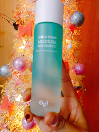 오지아이 워터 밤 모이스처 스킨 에센스 180ml — 5점을 준 리뷰어가 2019년 12월 올린 사용 사진
