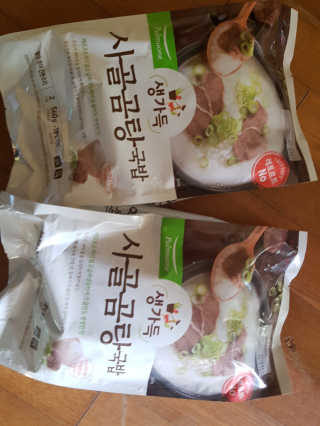 [풀무원] 사골곰탕국밥 황태해장국밥 — 5점을 준 리뷰어가 2018년 6월 올린 사용 사진