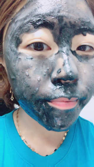 엘리자베카 헬포어 버블 블랙붐 차콜 포어팩 — 5점을 준 리뷰어가 2017년 8월 올린 사용 사진
