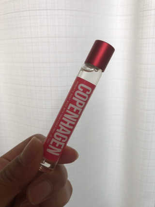 더블유드레스룸 롤 온 퍼퓸EDT 10ml — 3.67점을 준 리뷰어가 2018년 10월 올린 사용 사진