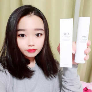 AHC 에이 에이치 씨 미니멀 10 워터리 에센스 — 5점을 준 리뷰어가 2018년 12월 올린 사용 사진