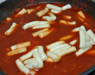 미쓰리떡볶이 just 10 min 패키지 — 5점을 준 리뷰어가 2018년 5월 올린 사용 사진