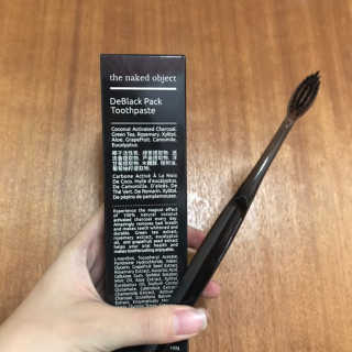the naked object 디블랙팩치약 디블랙칫솔 세트 — 5점을 준 리뷰어가 2018년 12월 올린 사용 사진