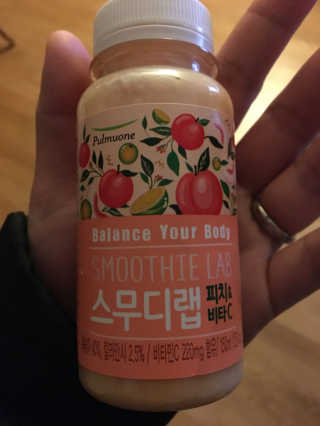 풀무원 스무디랩 피치&비타 — 4점을 준 리뷰어가 2017년 11월 올린 사용 사진