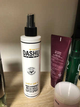 다슈코리아 다슈 포 맨 프리미엄 메가 홀드 슈퍼 스프레이 250ml — 4점을 준 리뷰어가 2019년 3월 올린 사용 사진