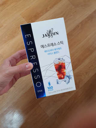 (주)쟈뎅 [쟈뎅] 에스프레소스틱 아이스블렌드 — 5점을 준 리뷰어가 2019년 5월 올린 사용 사진