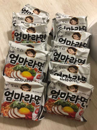 라면 그대로가 제일 맛있는 더엄마라면 — 3점을 준 리뷰어가 2019년 9월 올린 사용 사진
