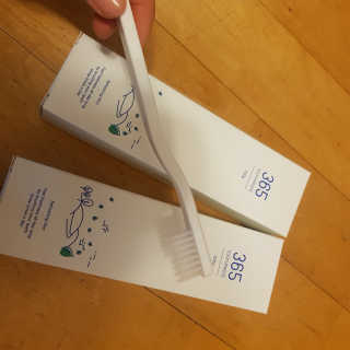 심플리스트 365치약+365칫솔 — 5점을 준 리뷰어가 2018년 4월 올린 사용 사진