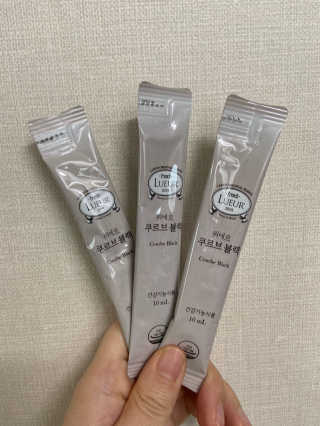 [하우투잇] 뤼에르 쿠르브 블랙 10ml x 30포 총 300ml — 5점을 준 리뷰어가 2020년 3월 올린 사용 사진