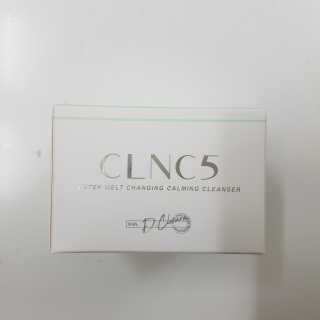 CLNC5 워터 멜트 체인징 클렌저 — 4.83점을 준 리뷰어가 2018년 8월 올린 사용 사진