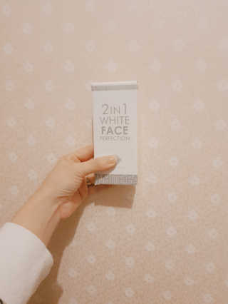 피움 스킨바리스타 2in1 화이트 페이스 퍼펙션 50ml — 2.5점을 준 리뷰어가 2018년 11월 올린 사용 사진