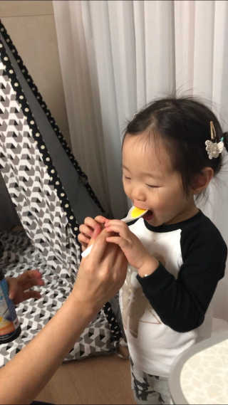 오메가-3스무디 [오메가스무디] 짜먹는 오메가3 DHA 임산부 어린이 — 4점을 준 리뷰어가 2019년 3월 올린 사용 사진