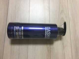 다슈코리아 다슈 단백질 한방 두피 골드 샴푸 500ml +샴푸브러쉬 — 5점을 준 리뷰어가 2020년 1월 올린 사용 사진
