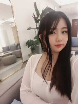 지고트 알로에 선프로텍트 비비크림 50ml — 5점을 준 리뷰어가 2019년 6월 올린 사용 사진
