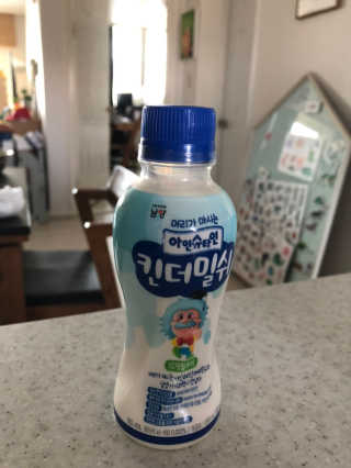 남양유업 [ 아인슈타인 ] 머리가 마시는 아인슈타인 킨더밀쉬 — 4점을 준 리뷰어가 2020년 3월 올린 사용 사진