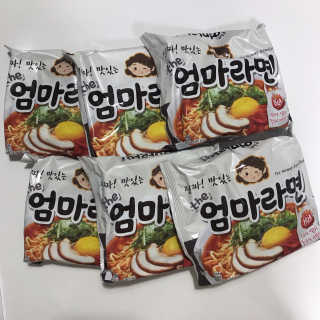 라면 그대로가 제일 맛있는 더엄마라면 — 5점을 준 리뷰어가 2019년 9월 올린 사용 사진