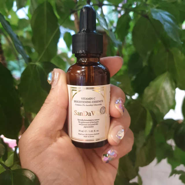 [스킨큐어] 산다화 비타민C 화이트닝 에센스 30ml 리뷰 사진