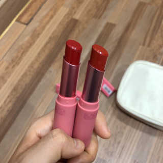 [블랙루즈] 로즈 벨벳 립스틱 택1+랜덤1 — 4점을 준 리뷰어가 2019년 2월 올린 사용 사진