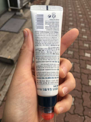 포렌코즈 립핸드 마스터 — 4.67점을 준 리뷰어가 2017년 11월 올린 사용 사진