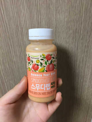 풀무원 스무디랩 피치&비타 — 3.5점을 준 리뷰어가 2017년 11월 올린 사용 사진