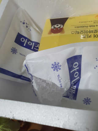 네츄럴굿띵스 퓨어 키즈 프로바이오틱스 60포 — 5점을 준 리뷰어가 2019년 8월 올린 사용 사진