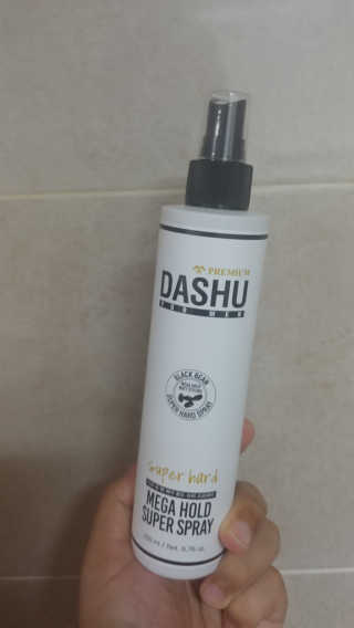 다슈코리아 다슈 포 맨 프리미엄 메가 홀드 슈퍼 스프레이 250ml — 5점을 준 리뷰어가 2019년 3월 올린 사용 사진