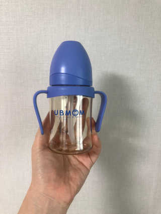 유비맘 샘방지 PPSU 빨대컵_컬러 랜덤 발송 — 5점을 준 리뷰어가 2020년 4월 올린 사용 사진