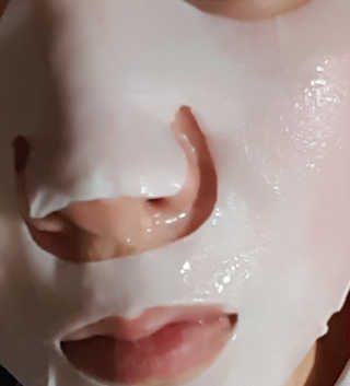키노닉스 Querencia_Flawless 마스크팩 — 4점을 준 리뷰어가 2019년 5월 올린 사용 사진