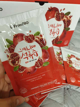 프롬바이오 오직 석류만 [그대로100 석류즙] 하루 1포로 건강하게 — 5점을 준 리뷰어가 2019년 9월 올린 사용 사진