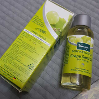 [크나이프] 그레이프씨드 슬리밍 마사지오일 100ml — 5점을 준 리뷰어가 2019년 8월 올린 사용 사진