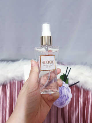 레드컨테이너 페로몬향 퍼퓸 바디미스트 80ml — 5점을 준 리뷰어가 2019년 12월 올린 사용 사진