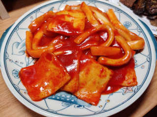 두번째 국떡 국가대표 떡볶이 1팩 + 영미칩 2봉 증정 — 5점을 준 리뷰어가 2019년 2월 올린 사용 사진
