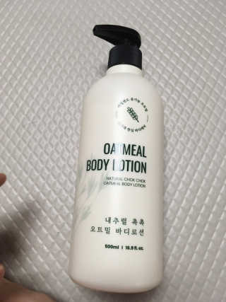 (주)에네스티 내추럴 촉촉  오트밀 바디로션 500ml — 5점을 준 리뷰어가 2019년 9월 올린 사용 사진