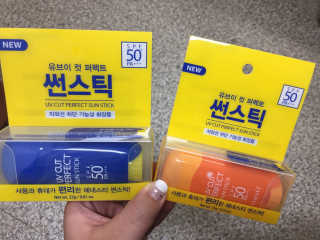 (주)에네스티 유브이 컷 퍼펙트 썬스틱 23g+15g — 4.17점을 준 리뷰어가 2018년 3월 올린 사용 사진