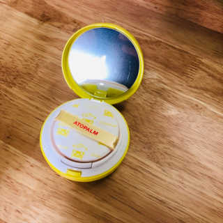 아토팜 톡톡 페이셜 선팩트 SPF43 PA+++ — 5점을 준 리뷰어가 2019년 6월 올린 사용 사진