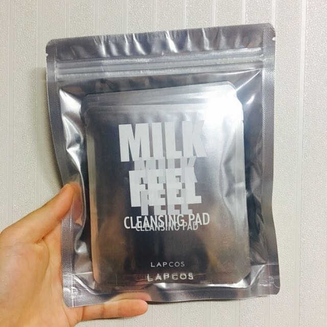 밀크필 클렌징 패드(10매입) 리뷰 사진