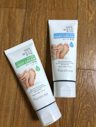 (주)에네스티 에네스티 수안수 실크스킨 풋크림 1+1 — 5점을 준 리뷰어가 2019년 11월 올린 사용 사진