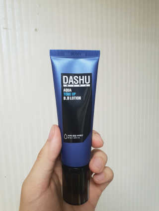 다슈코리아 다슈 맨즈 톤 업 비비로션 40ml — 4점을 준 리뷰어가 2018년 6월 올린 사용 사진