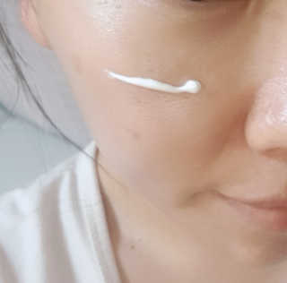 셀리맥스 글루타티온 환생 톤업크림 — 4점을 준 리뷰어가 2019년 2월 올린 사용 사진
