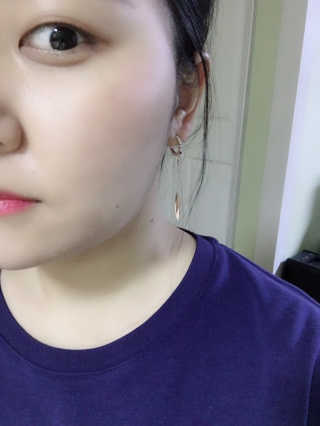 수앤수 원터치귀걸이 로즈핑크컬러 13종 모음 — 5점을 준 리뷰어가 2019년 3월 올린 사용 사진