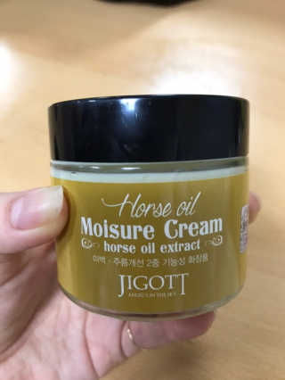 지고트 마유 모이스처 크림 70ml — 5점을 준 리뷰어가 2019년 5월 올린 사용 사진