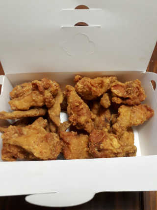 [치킨마루]-  빠사칸윙봉현미 + 콜라 500ml — 5점을 준 리뷰어가 2019년 7월 올린 사용 사진
