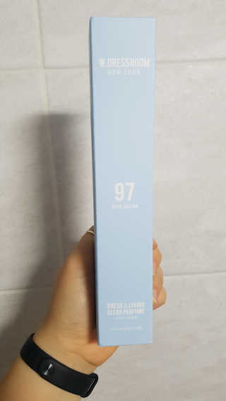 더블유드레스룸 드레스퍼퓸 150ml — 4.67점을 준 리뷰어가 2018년 10월 올린 사용 사진