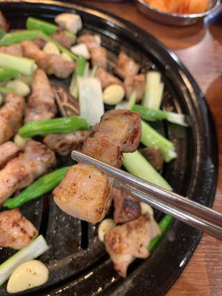 [육욕주의 트리플스트리트점] 55,000원 이용권 — 5점을 준 리뷰어가 2019년 12월 올린 사용 사진