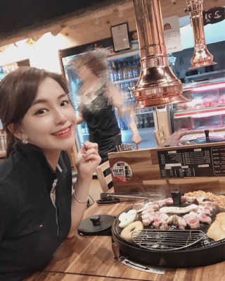 [화덕고깃간 마곡발산점] 화덕삼겹살2인분 — 5점을 준 리뷰어가 2019년 8월 올린 사용 사진