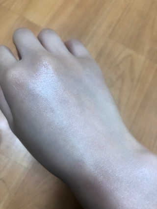 달리프 갈락토미세스 베러 퍼퓸 바디로션 로즈머스크 — 3점을 준 리뷰어가 2020년 2월 올린 사용 사진