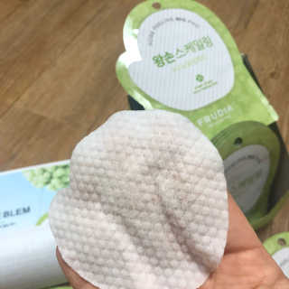 [후르디아] 청포도 매끈약산성 필링 패드_50매 세트 — 5점을 준 리뷰어가 2019년 9월 올린 사용 사진