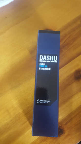 다슈코리아 다슈 맨즈 톤 업 비비로션 40ml — 5점을 준 리뷰어가 2018년 6월 올린 사용 사진