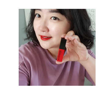 우드버리 울트라 에이치디 스무디 벨벳 틴트 — 4점을 준 리뷰어가 2019년 6월 올린 사용 사진